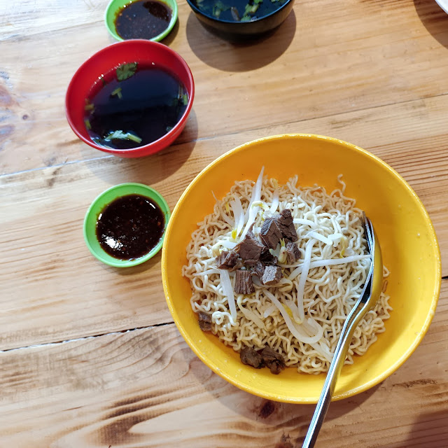 Mee Kolok Godzilla Special