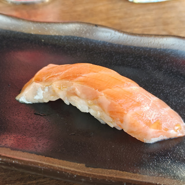 Salmon Nigiri
