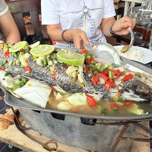 Steamed Cuttlesh with Lime Sauce
