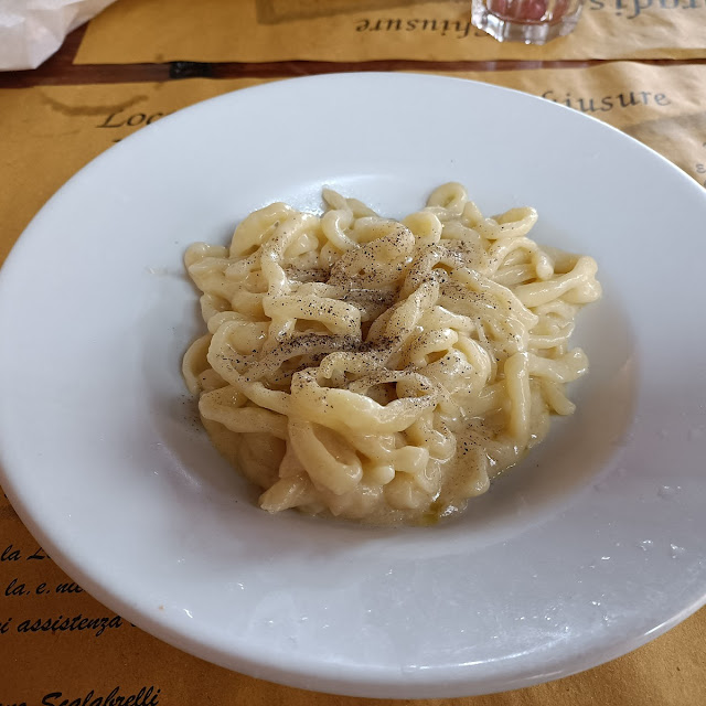 Pici Cacio E Pepe