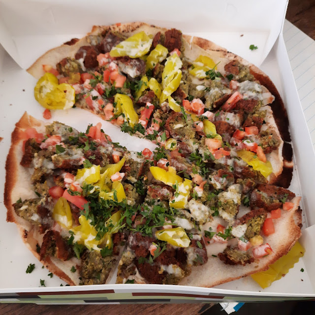 Falafel Pizza