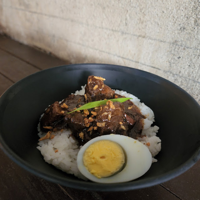 Pares
