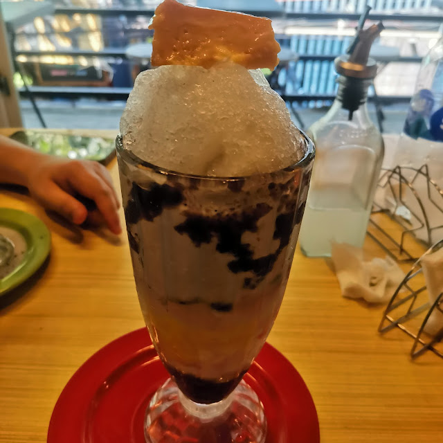 Halo Halo