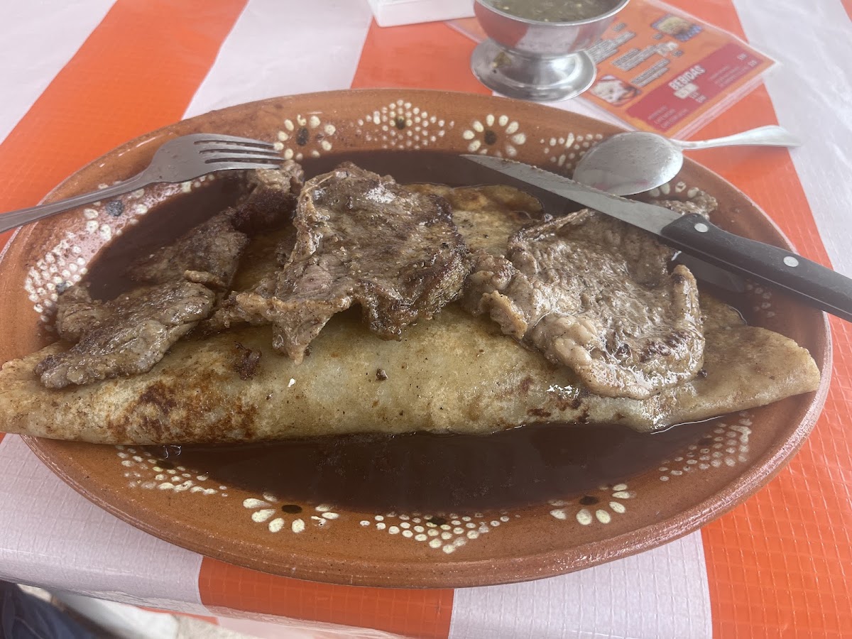 Memelas Covarrubias