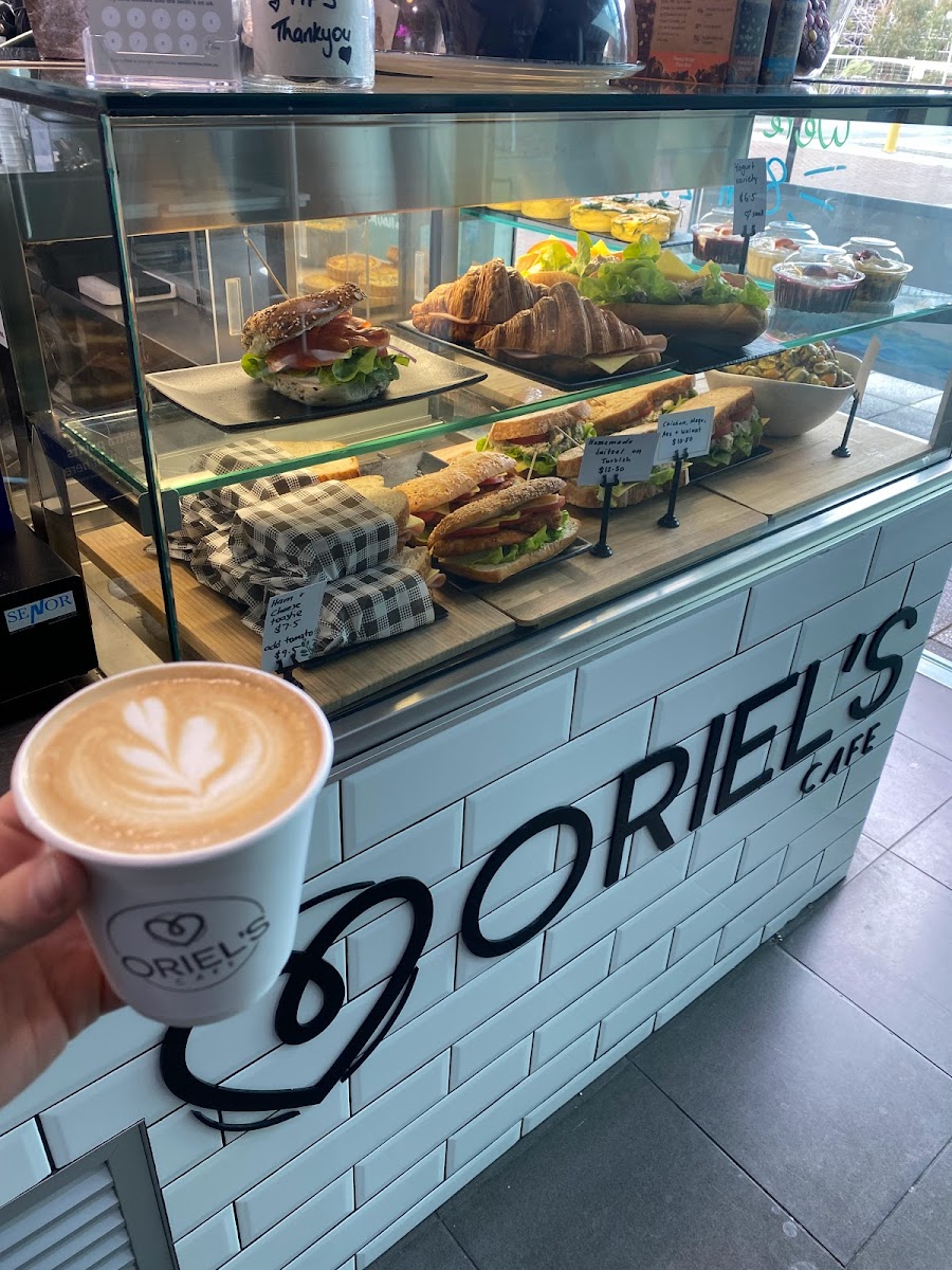 Oriel's Cafe