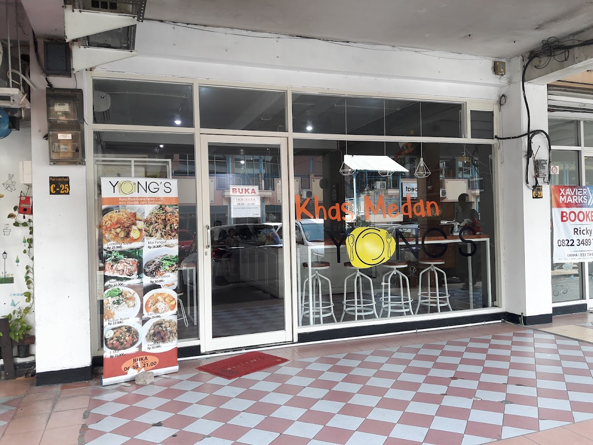 YONG'S