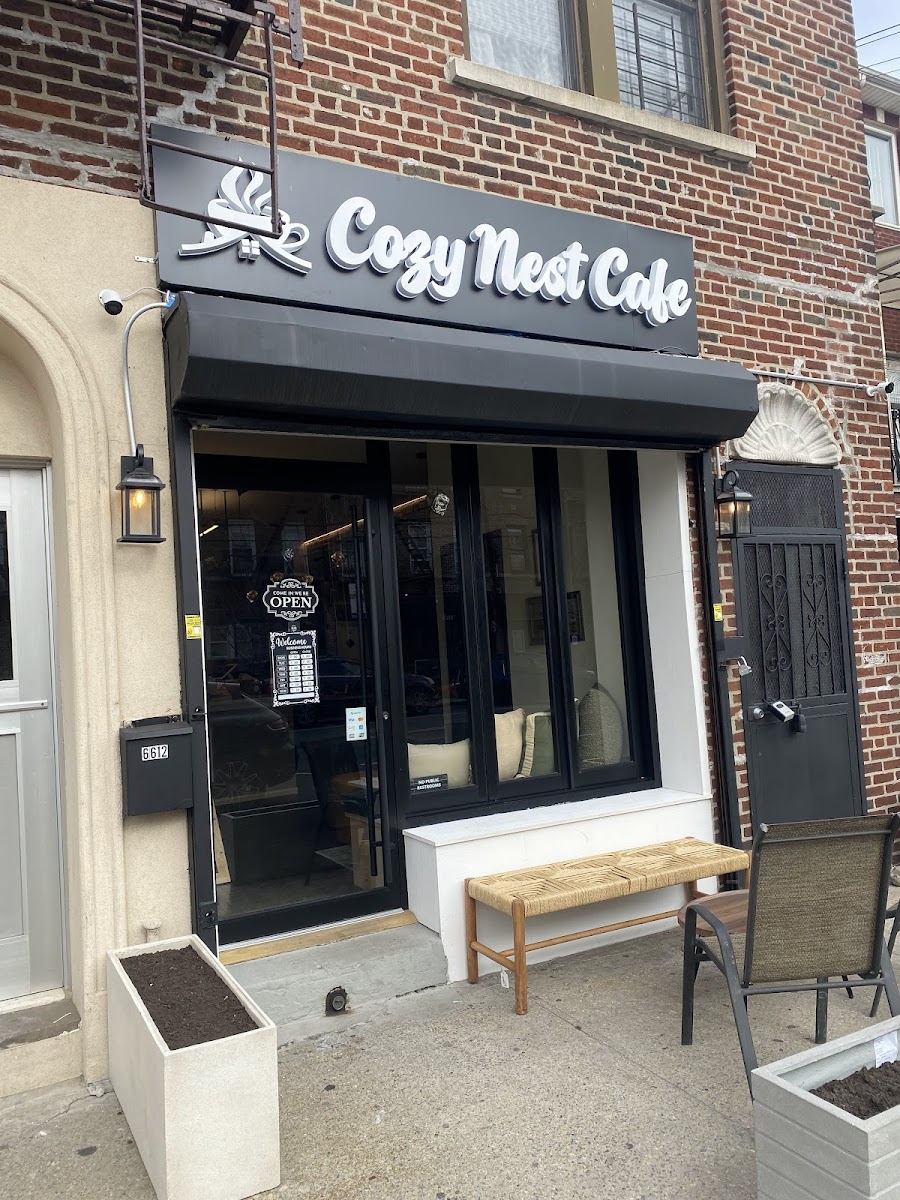 Cozy Nest Cafe