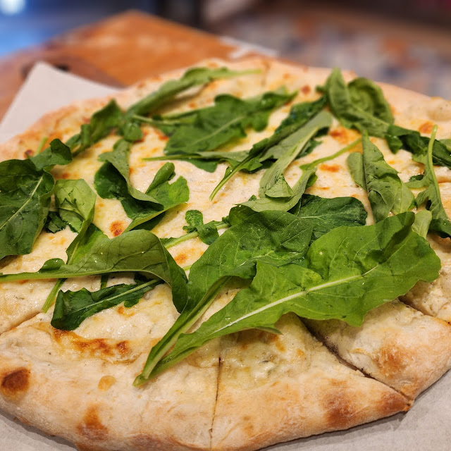 Pizza Bianca