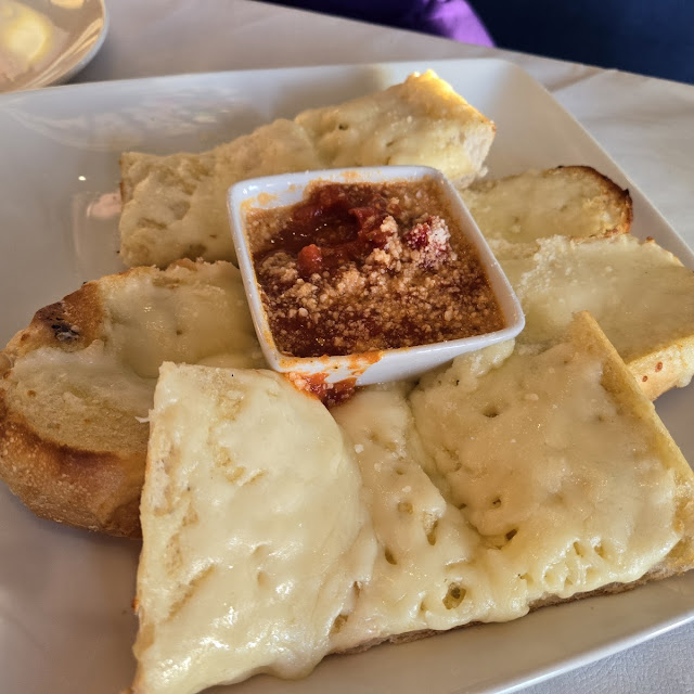 Garlic Cheese Bread