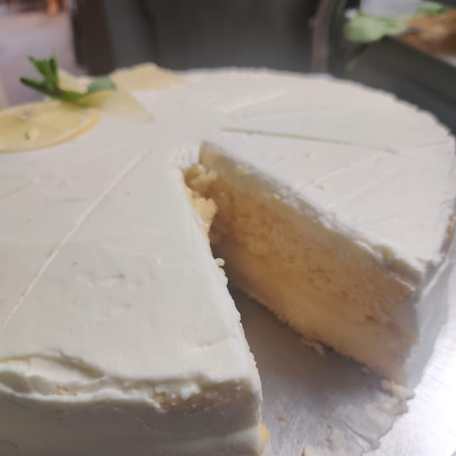 Zitronen Cake