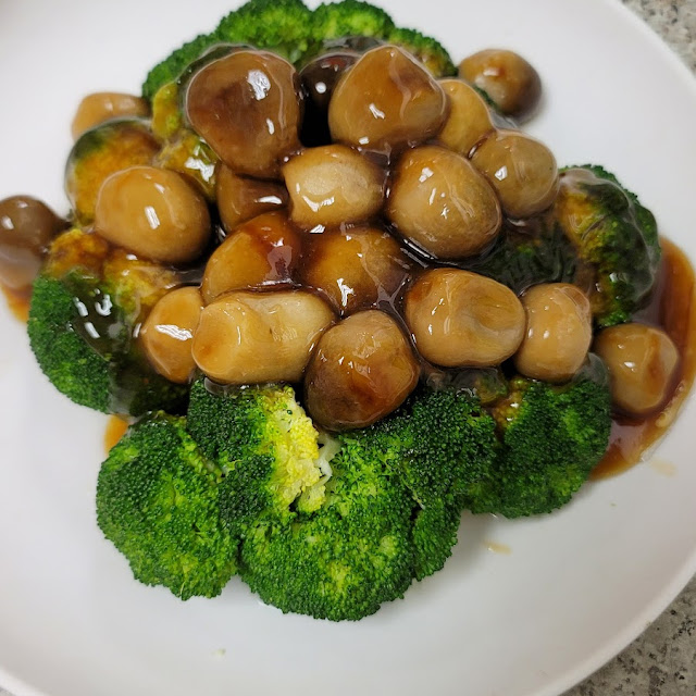 鮮菇扒西蘭花