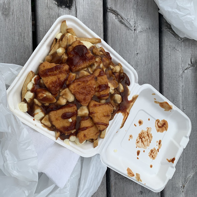 Poutine Mac N Cheese Frit