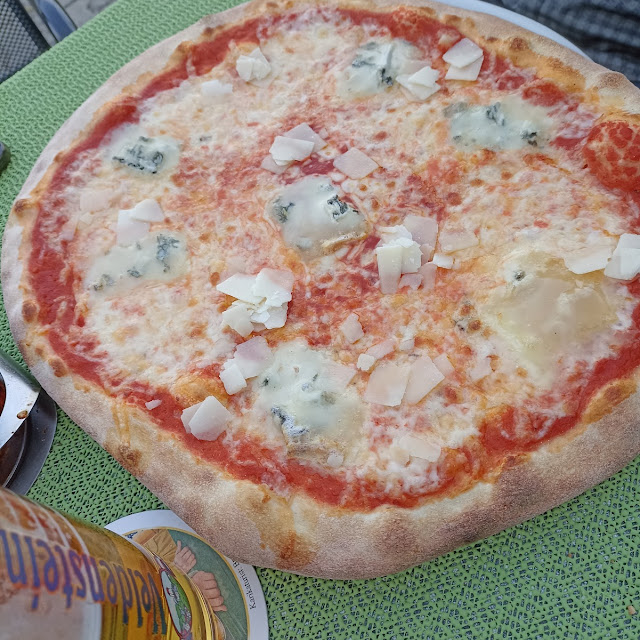 Pizza Quattro Formaggi