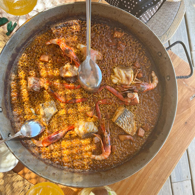 Paella Mixta Espectacular