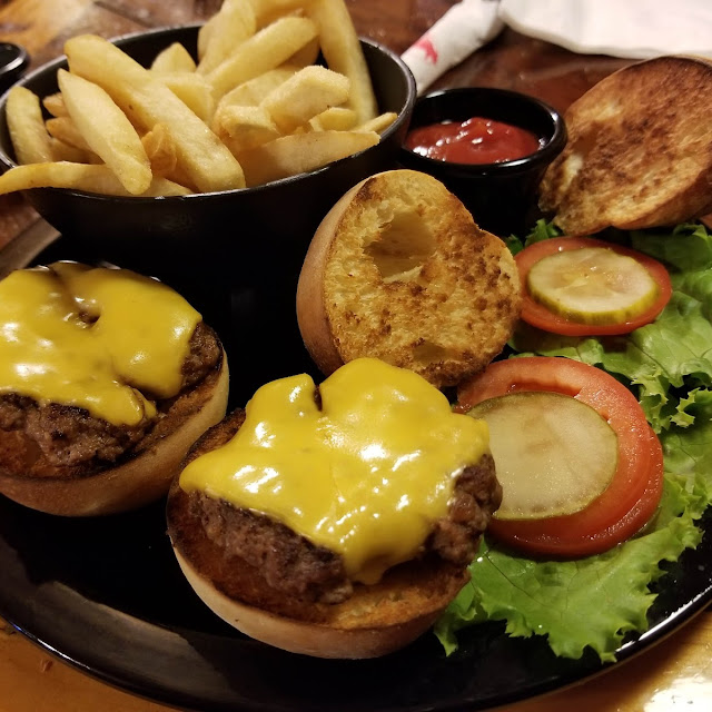 Cheeseburger Sliders