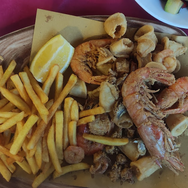 Frittierte Meeresfrüchte