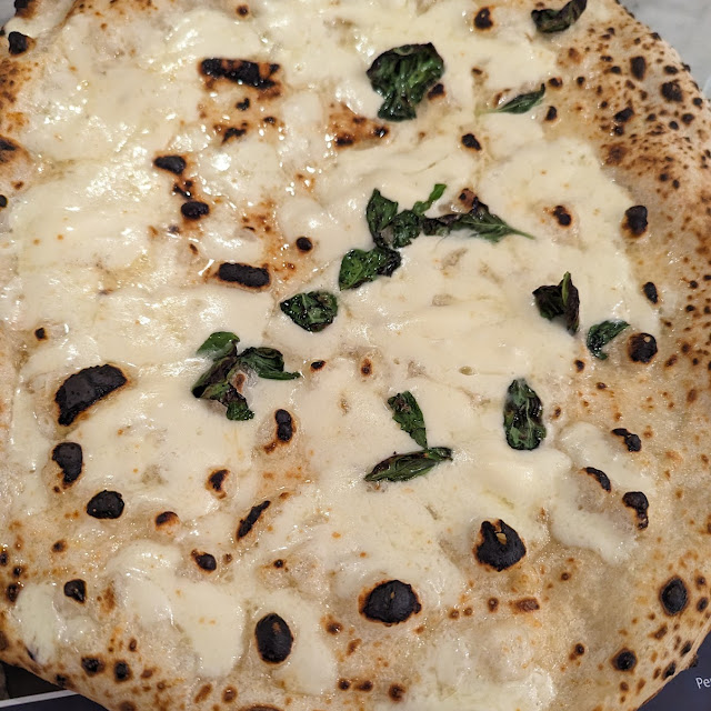 Provola E Pepe La Pizza Del Pizzaiolo