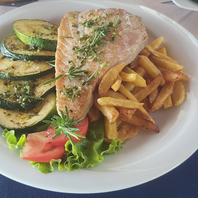Tuna Steak
