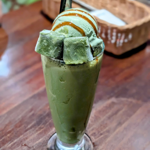 Matcha Float with Shiratama