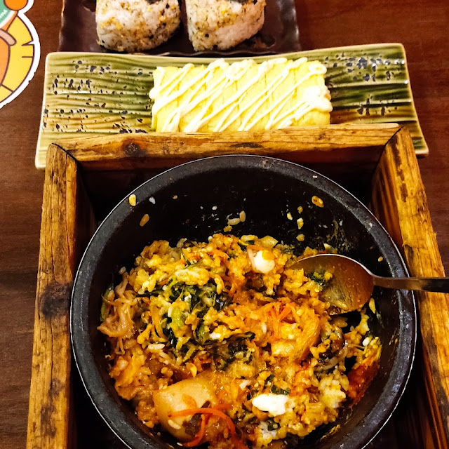 Ishiyaki Garlic Rice