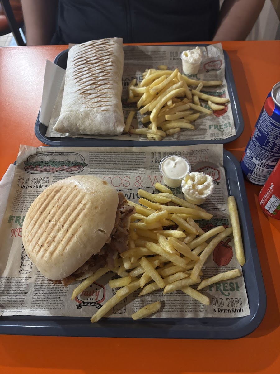 O RÉGAL GAN ( TACOS SANDWICH KEBAB BOX BURGER)