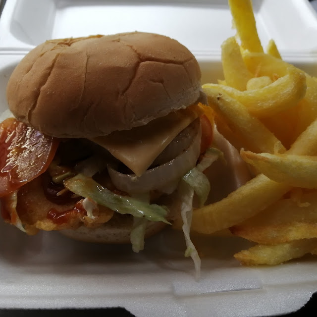 Cheese Burger and Chips
