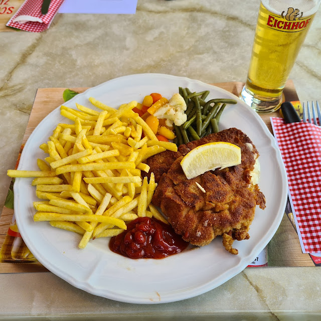 Mittlers Cordon Bleu Vom Schwein Mit Pomm-frits