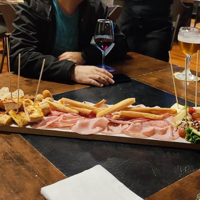 Tagliere Per Due Persone Con 2 Drinks Compresi