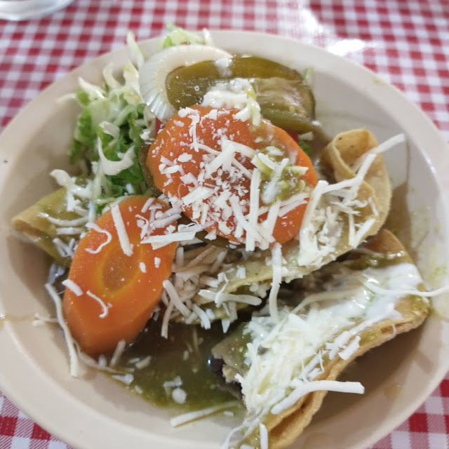 Quesadillas de Frijoles Con Pollo