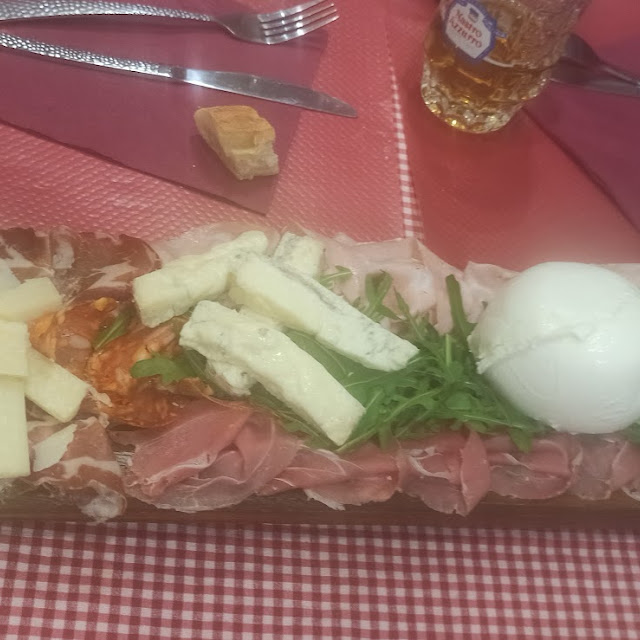 Taiere Salumi E Formaggi