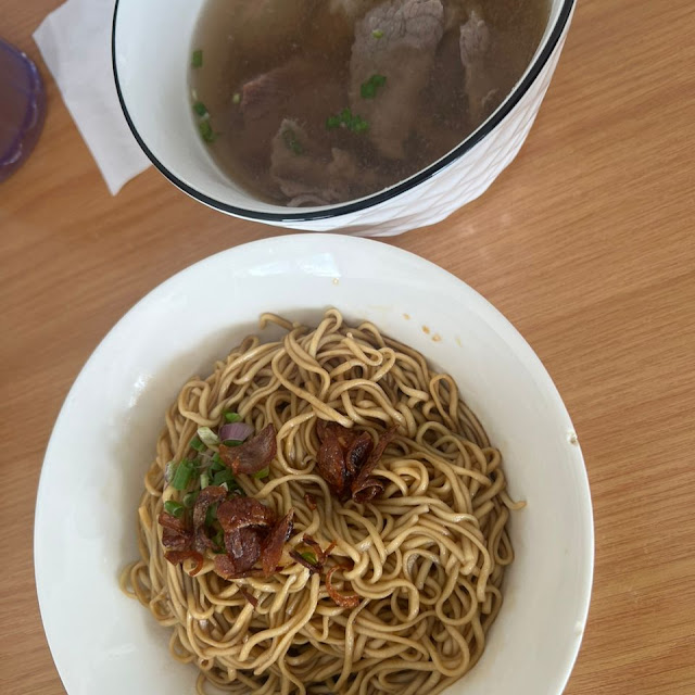 Konlau Mixed Beef Noodle