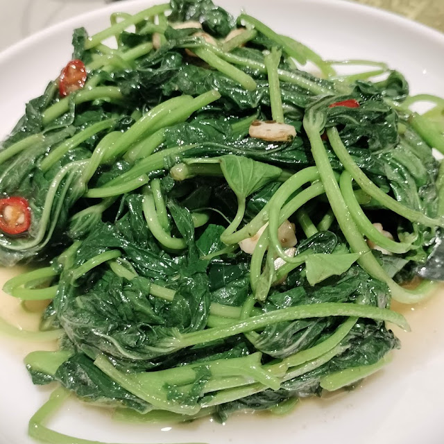 potato leaf with belacan 马来栈苗叶