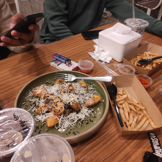 Pisang Goreng Coklat Keju