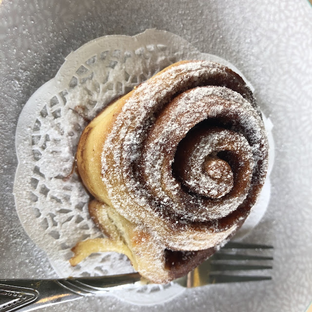 Cinnamon Roll