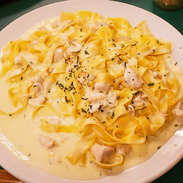 Fettuccine Alfredo with Chicken