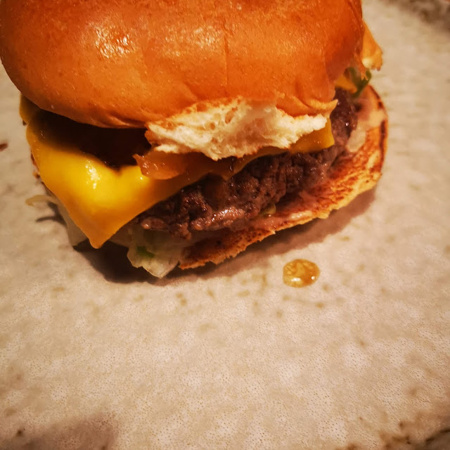 Prime Cheeseburger