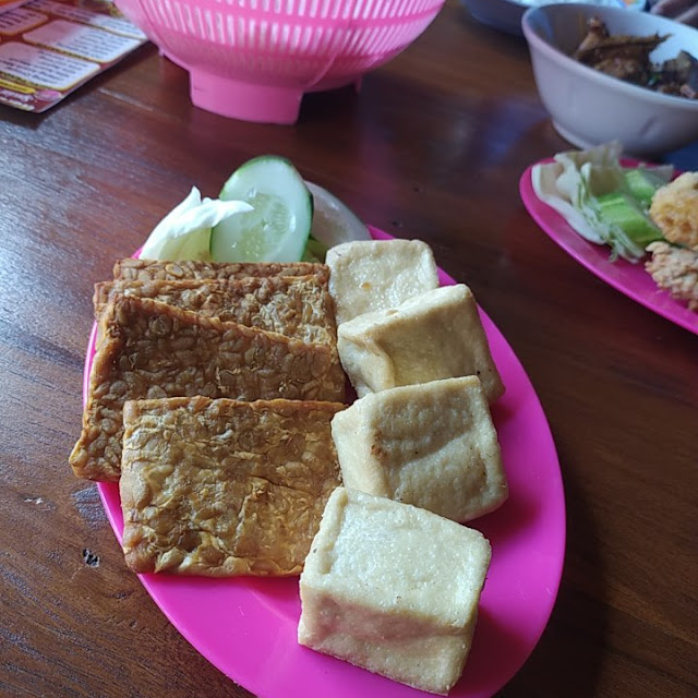 Tempe & Tahu