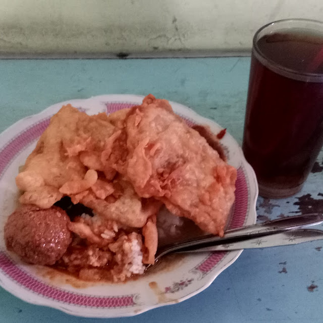 Nasi Sayur Lodeh Daging Cincang Tempe Goreng