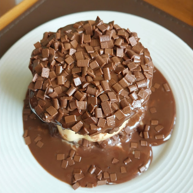 Peti Gatheo Com Brigadeiro