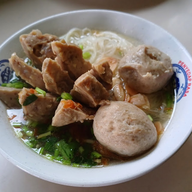 Bihun Bakso Urat Dan Halus