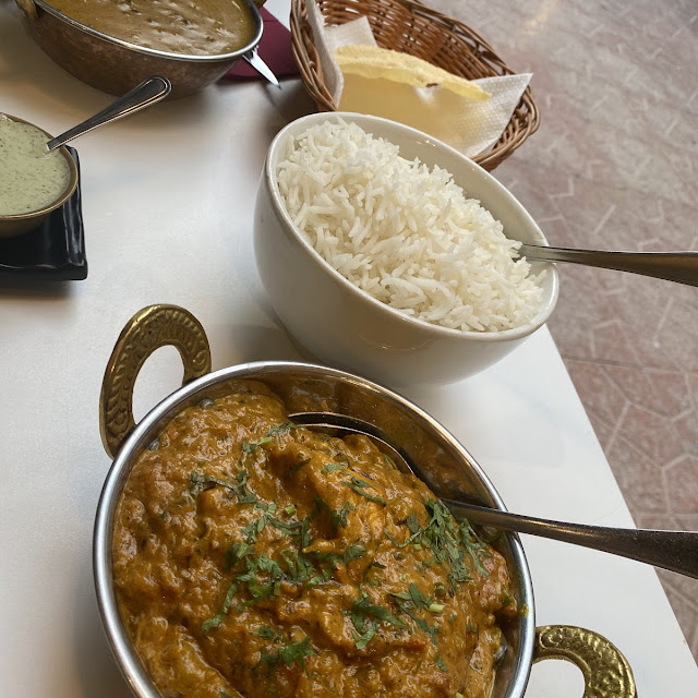 Palak Paneer and Paneer Butter Masala and Naan