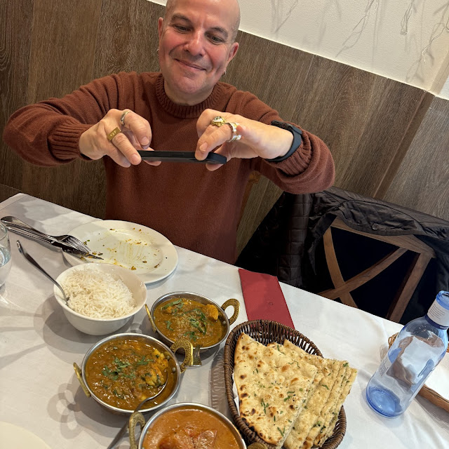Tandoori Roti and Chicken Curry
