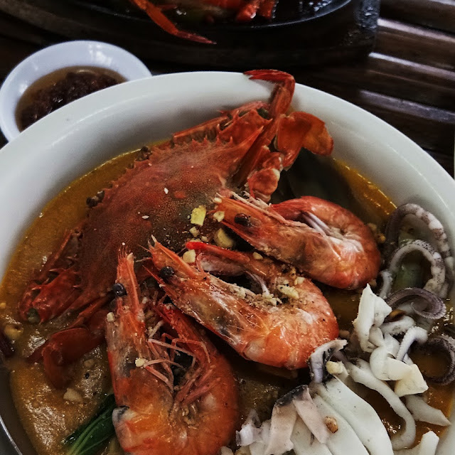 Mixed Seafood Kare Kare
