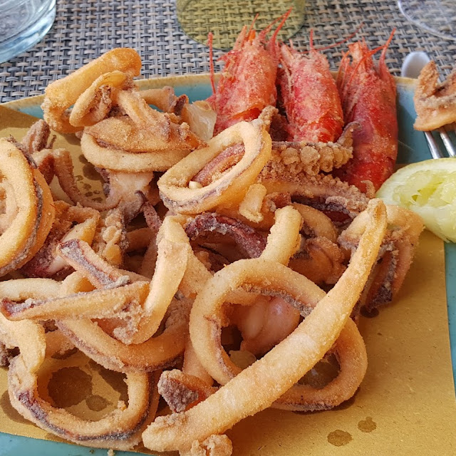 Frittura Di Calamari E Gamberi