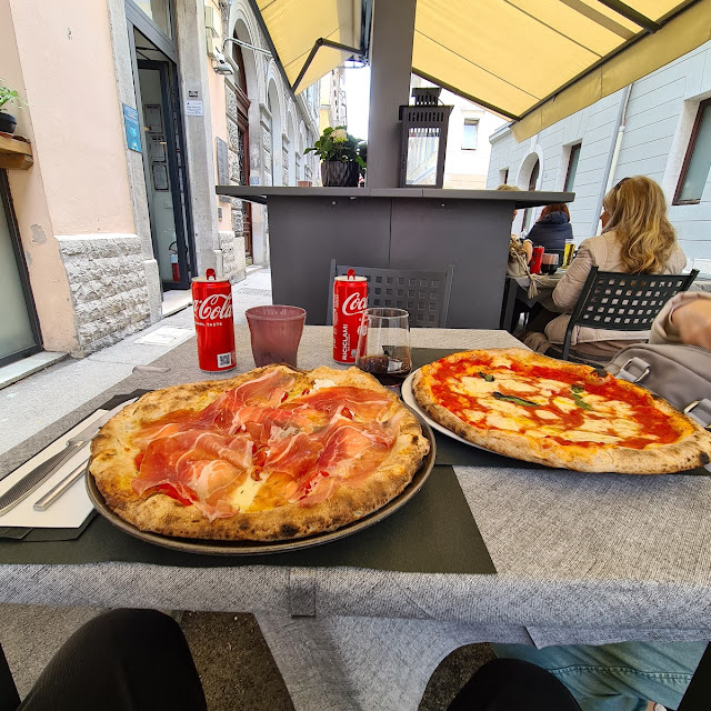 Pizzas