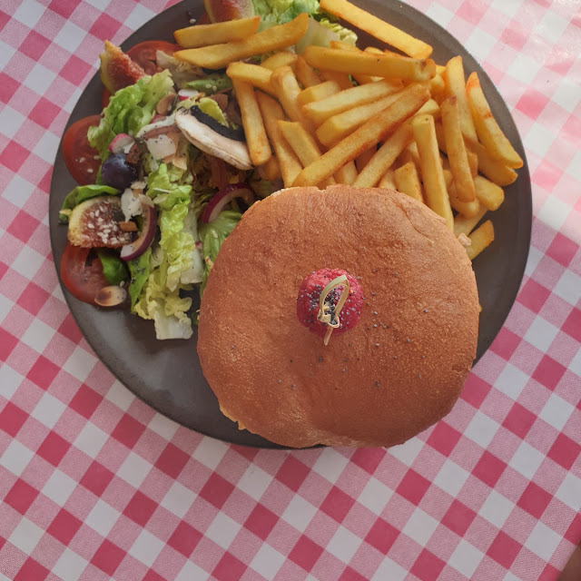 Roquefort Burger Extraordinare