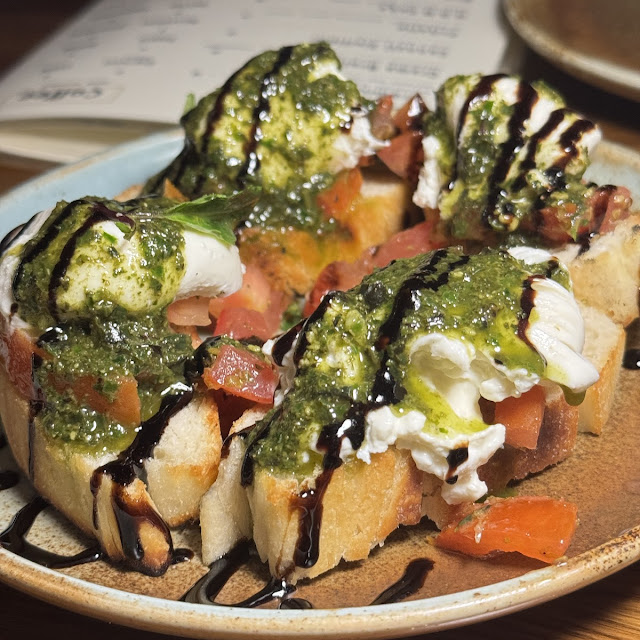 Caprese Bruschetta