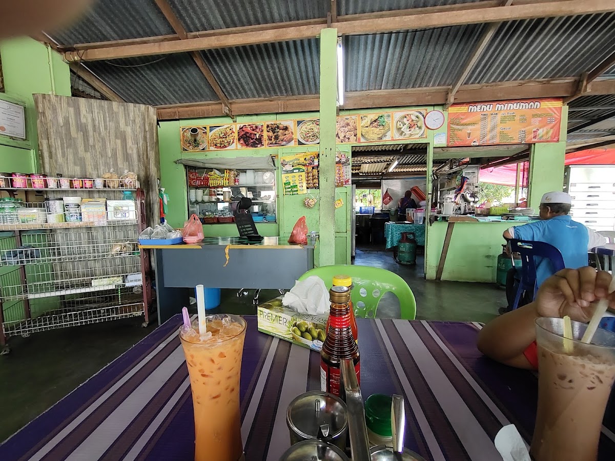 KAK MAH TOMYAM