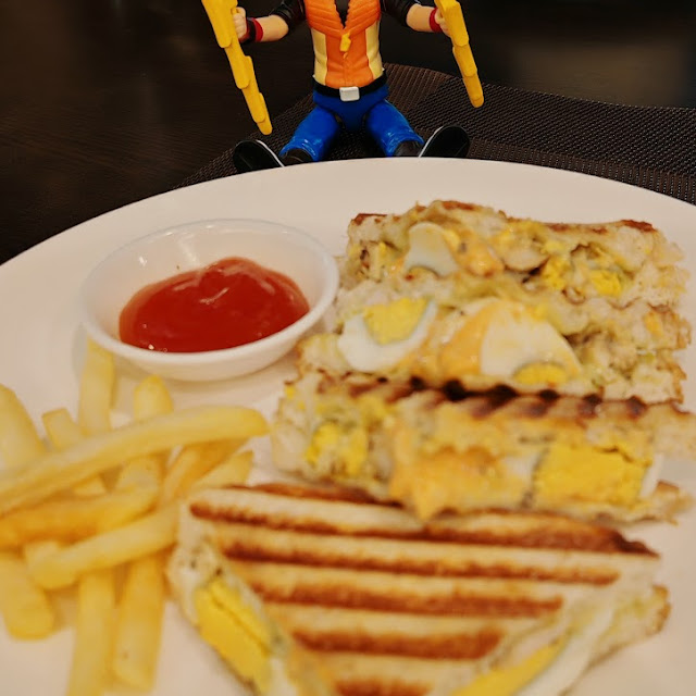 Roti Bakar Telur