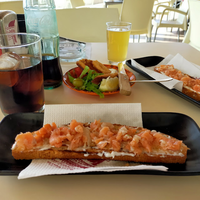 Tostadas de Ahumados